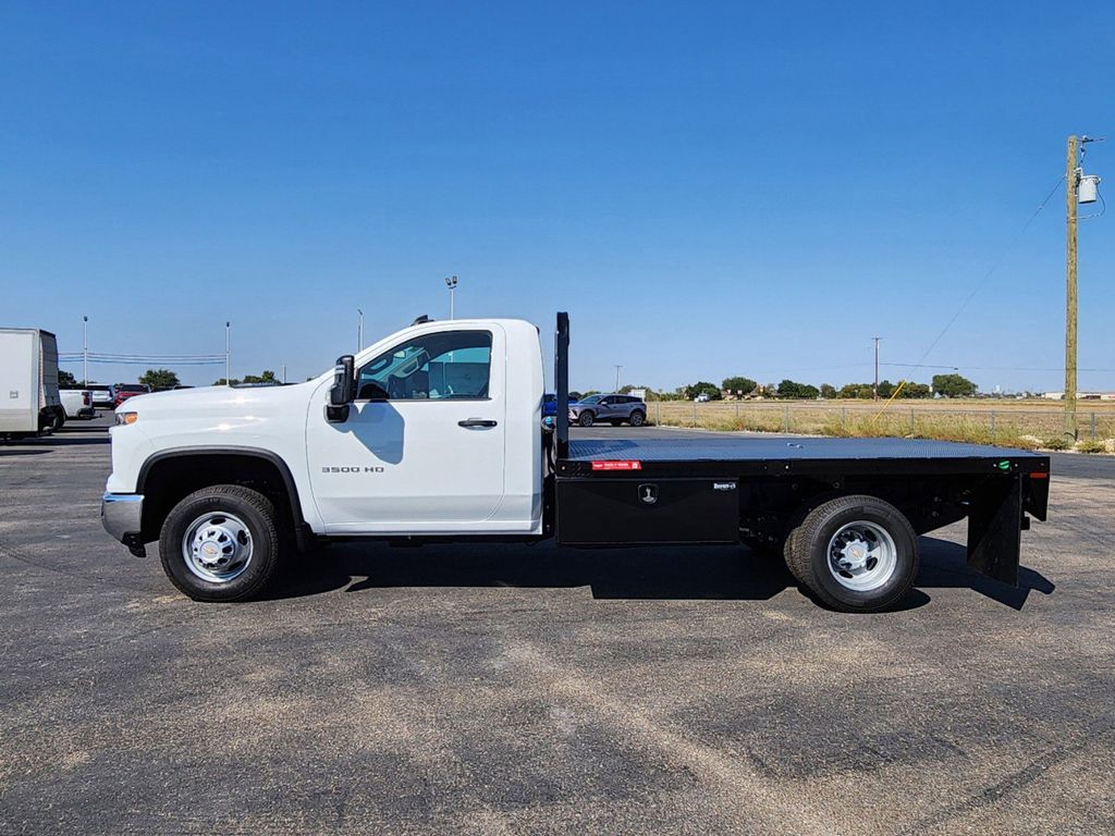 2024 Chevrolet Silverado 3500HD Work Truck 3