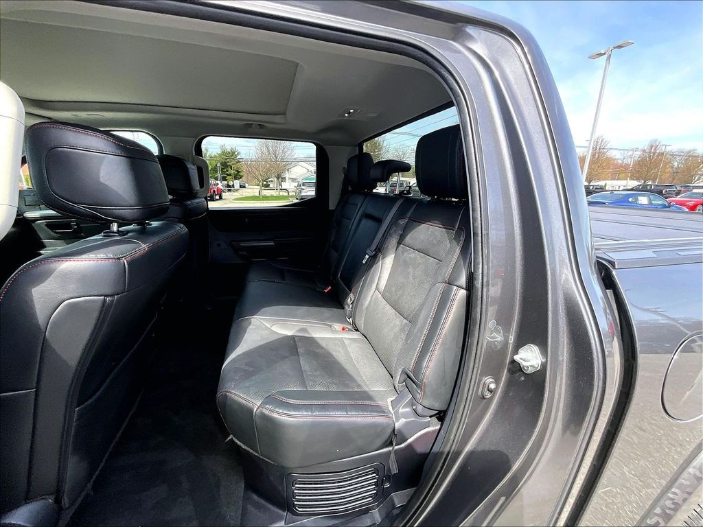 2023 Toyota Tundra Hybrid — photo 15