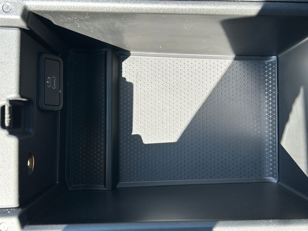 Thumbnail: 2026 BMW 4 Series - 29