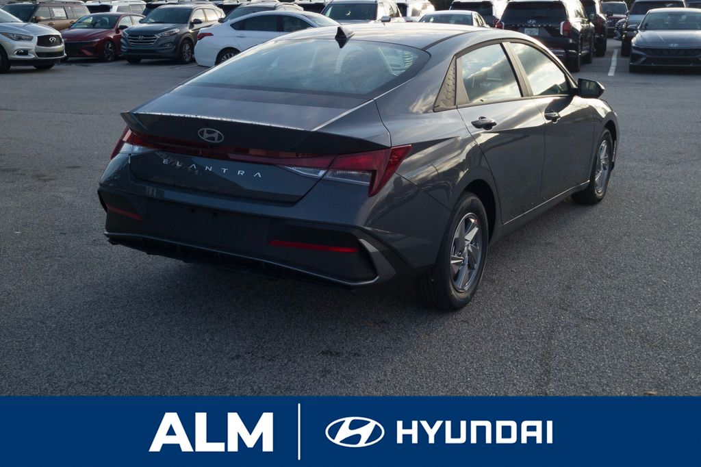 New 2026 Gray Hyundai SE image 6