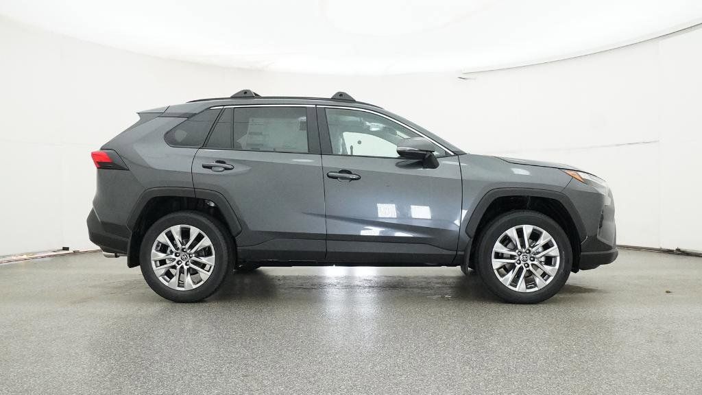 Thumbnail: 2025 Toyota RAV4 - 11