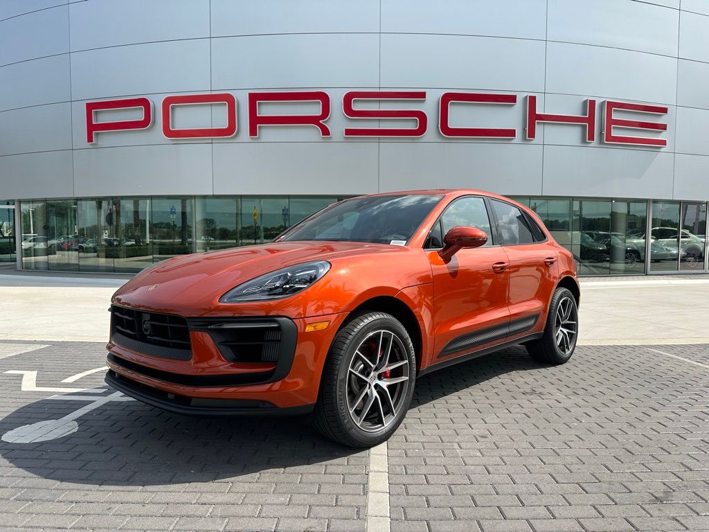 2024 Porsche Macan S -
                Davie, FL