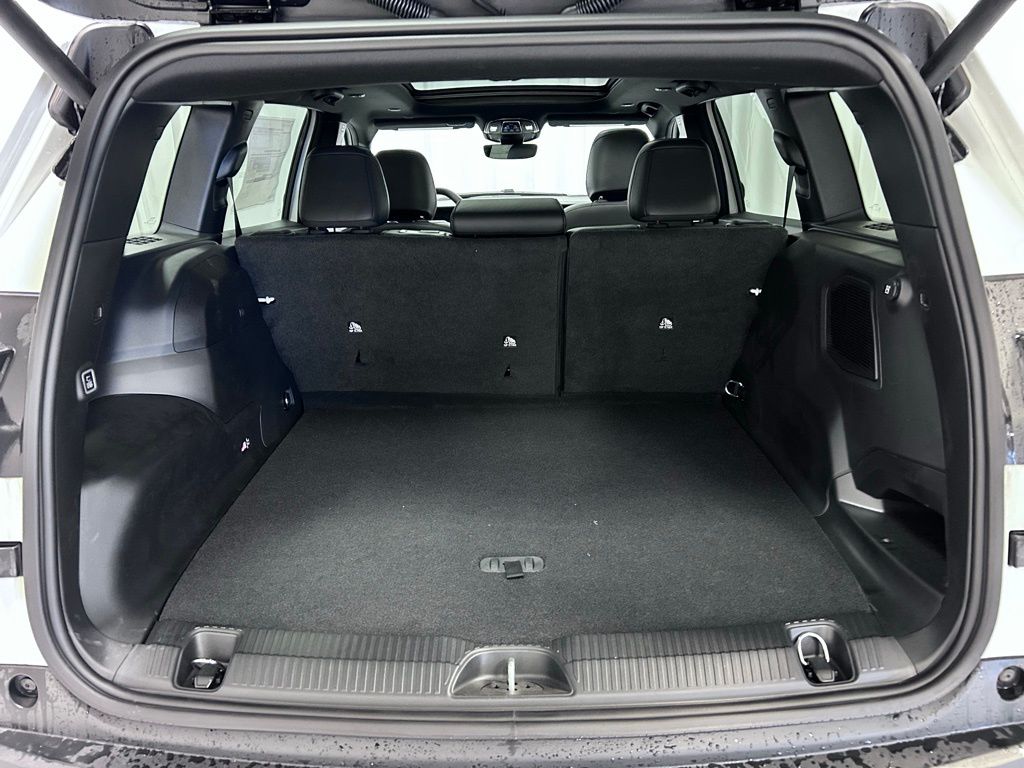 new 2026 Jeep Cherokee car, priced at $44,580