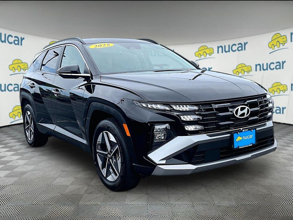 Phantom Black 2025 Hyundai Tucson SUV / Crossover All-Wheel Drive 8-Speed Automatic