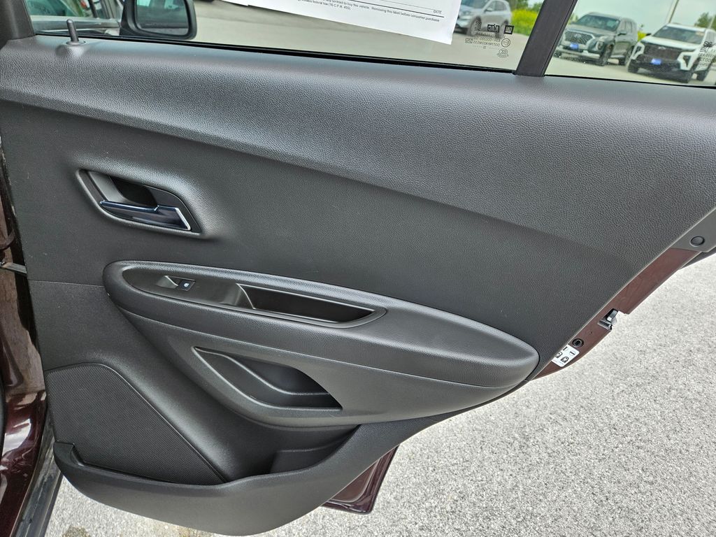 Used 2020 Chevrolet Trax SUV