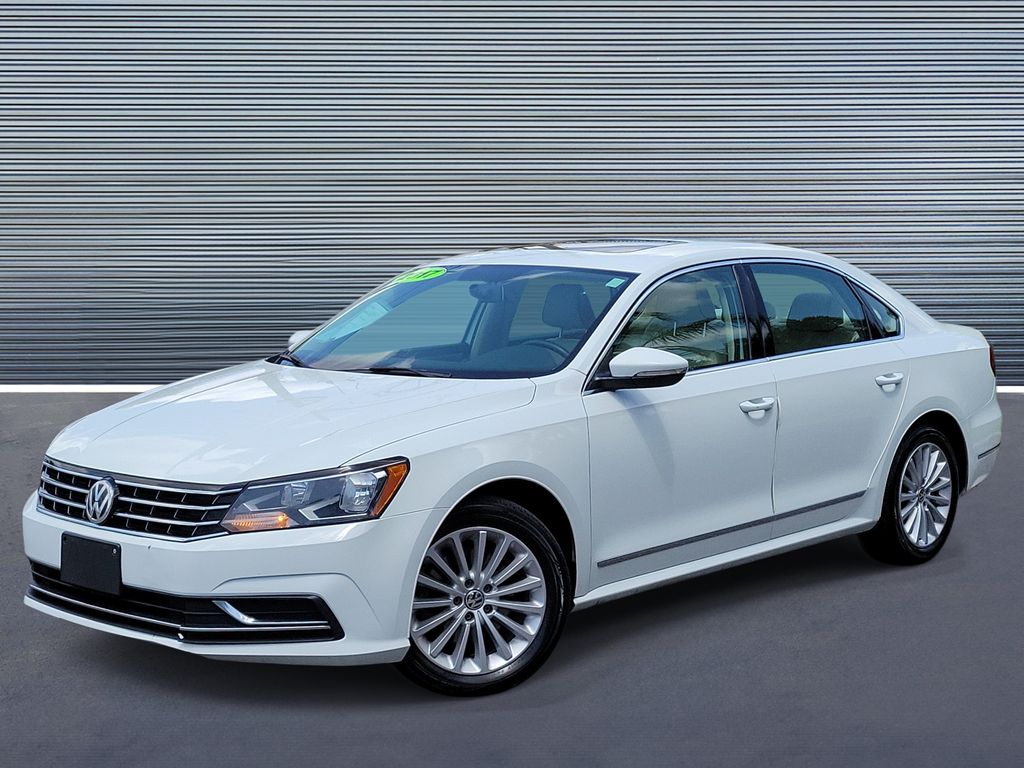 Pure White 2017 Volkswagen Passat Sedan Front-Wheel Drive 6-Speed Automatic