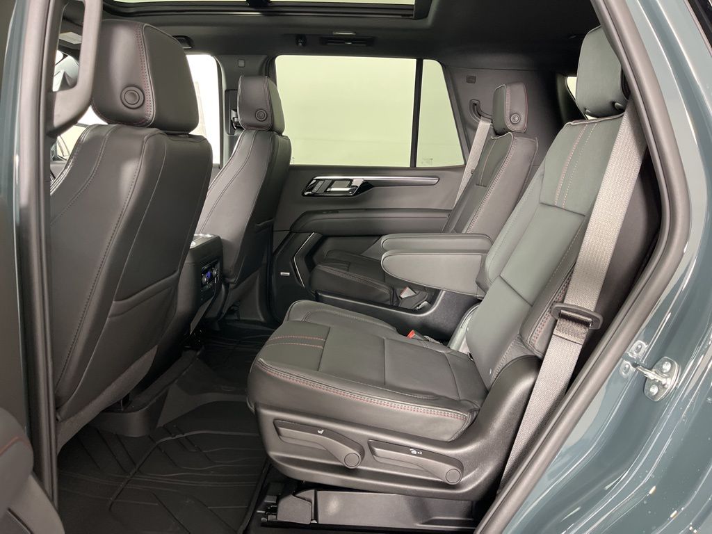 Thumbnail: 2026 Chevrolet Tahoe - 25