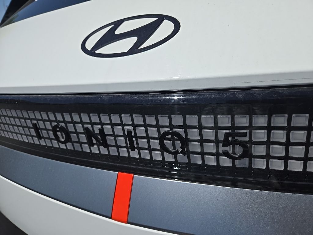 2025 Hyundai Ioniq 5 SE 11
