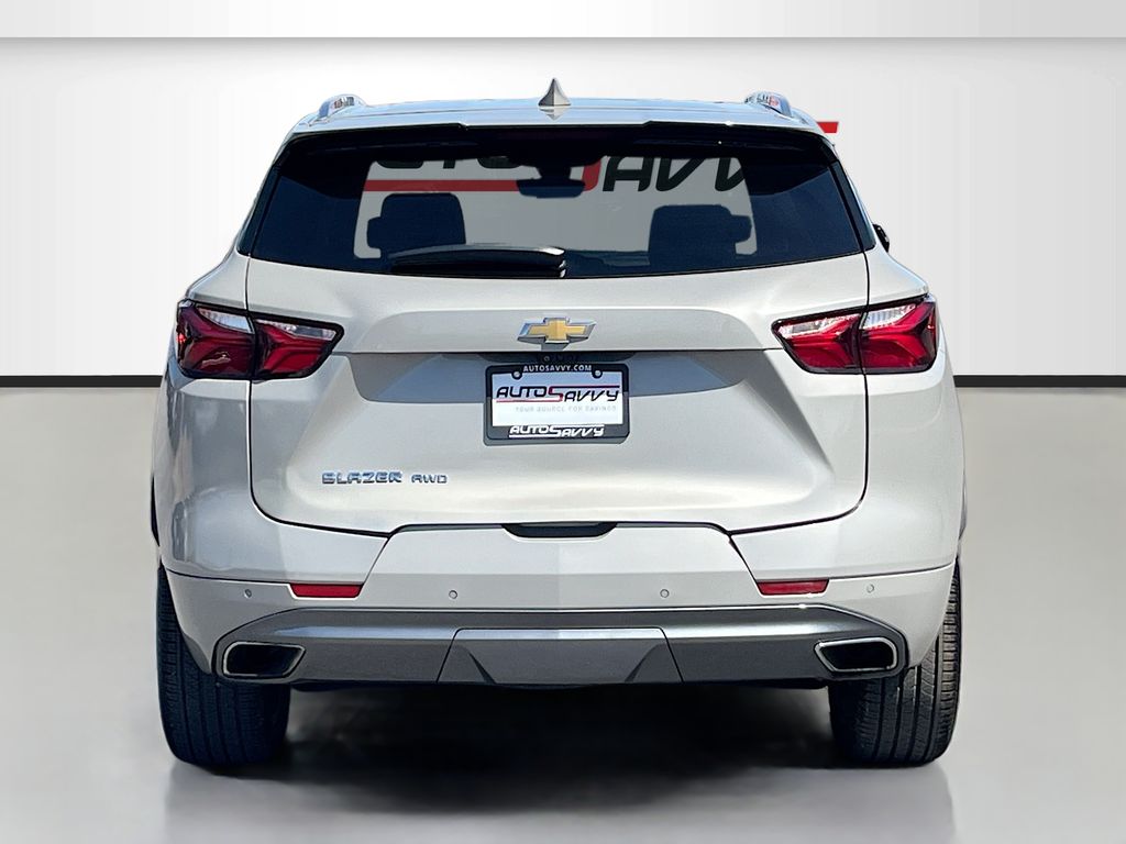 Used 2021 Gray Chevrolet Premier image 6