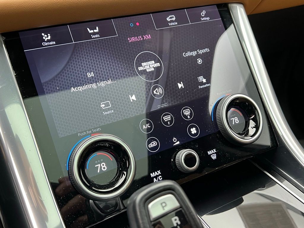 Thumbnail: 2019 Land Rover Range Rover Sport - 12