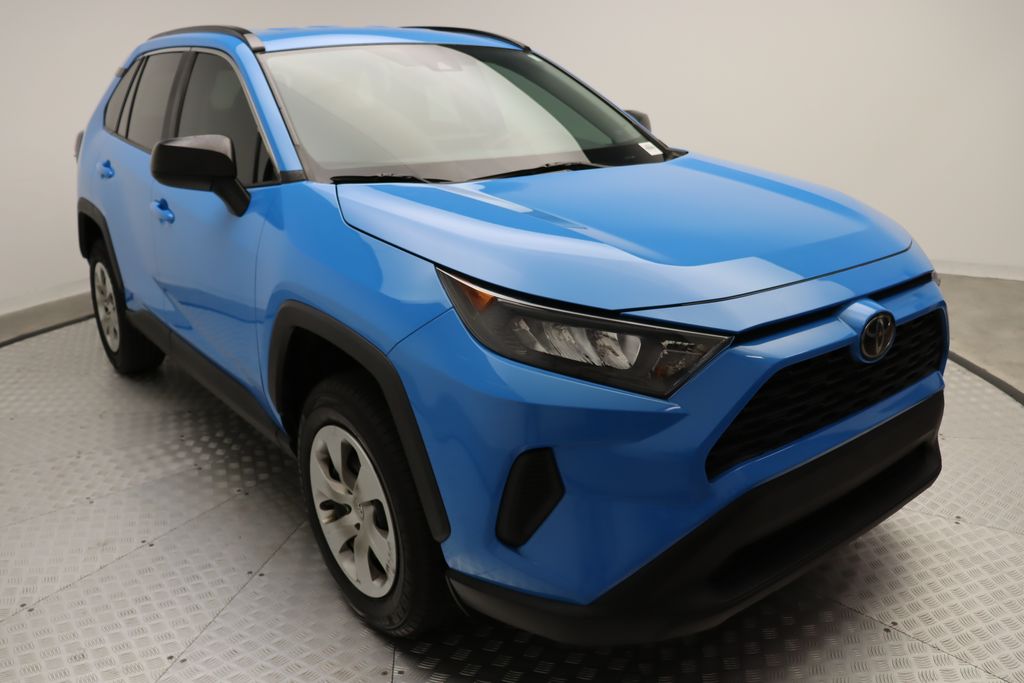 2021 Toyota RAV4 LE 6