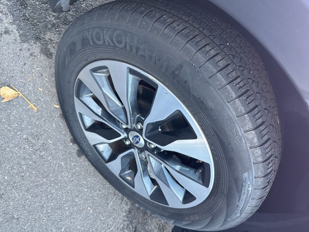 2023 Subaru Outback Touring XT photo 3