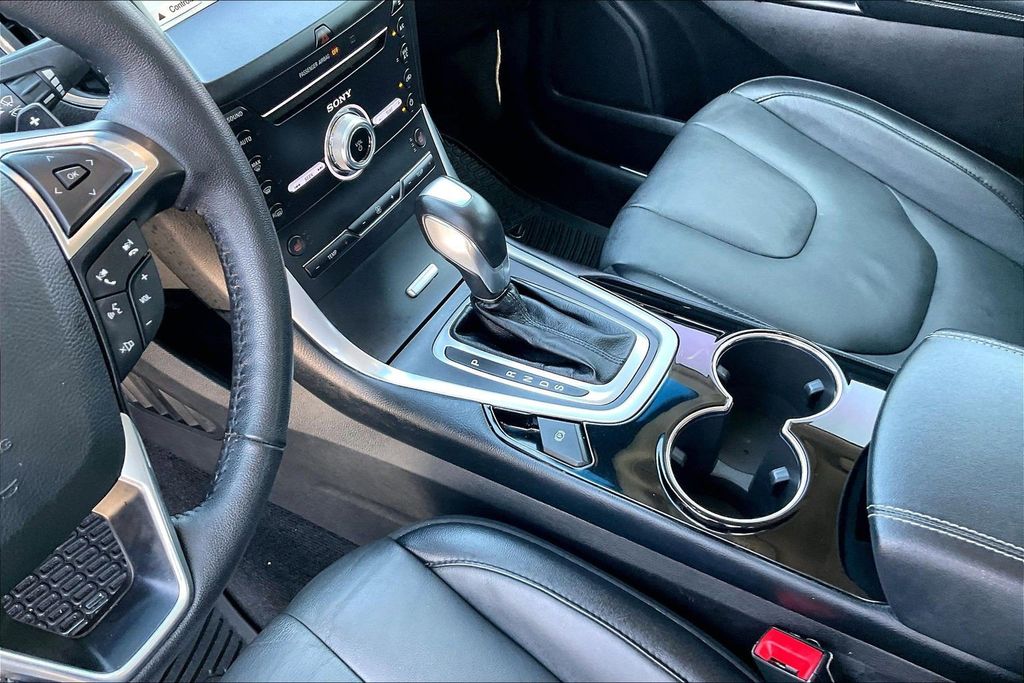 Used 2018 Ford Edge Titanium 4D Sport Utility