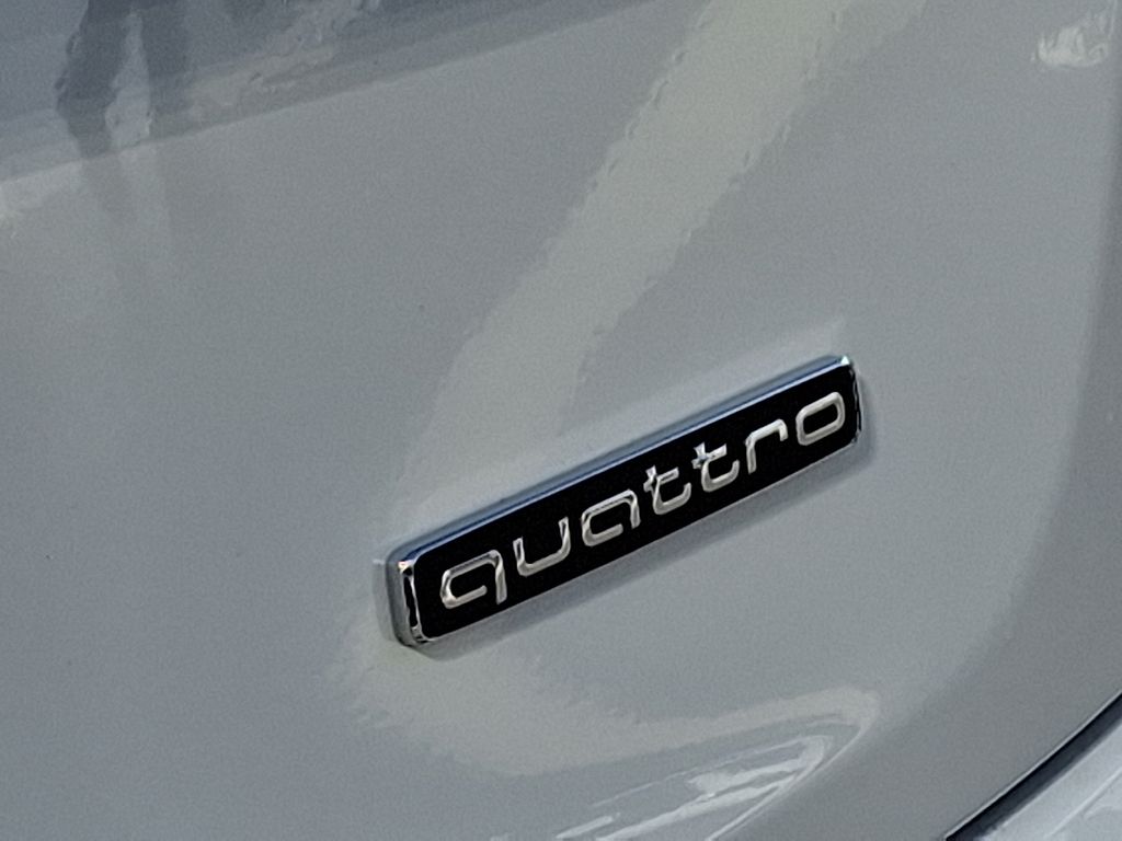 Thumbnail: 2025 Audi Q5 - 28