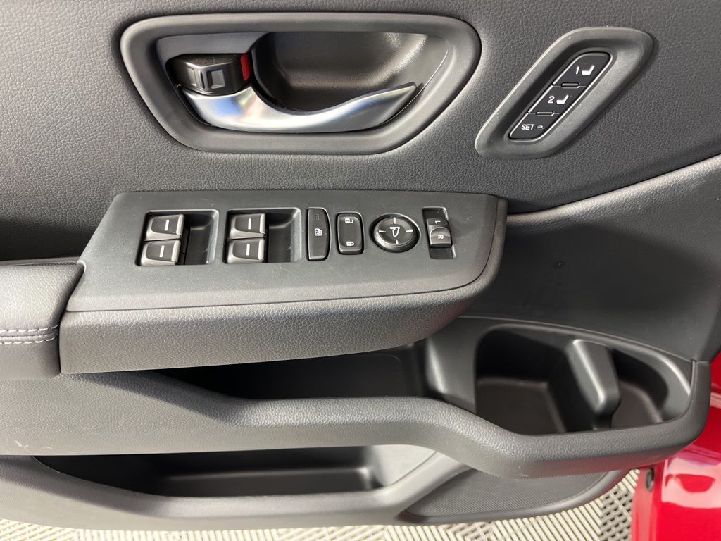 2025 Honda Pilot Touring 29