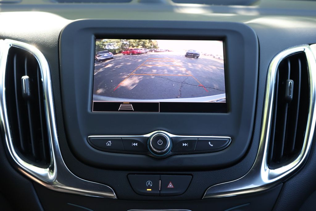 Thumbnail: 2024 Chevrolet Equinox - 16