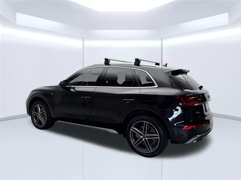 Thumbnail: 2024 Audi Q5 - 4
