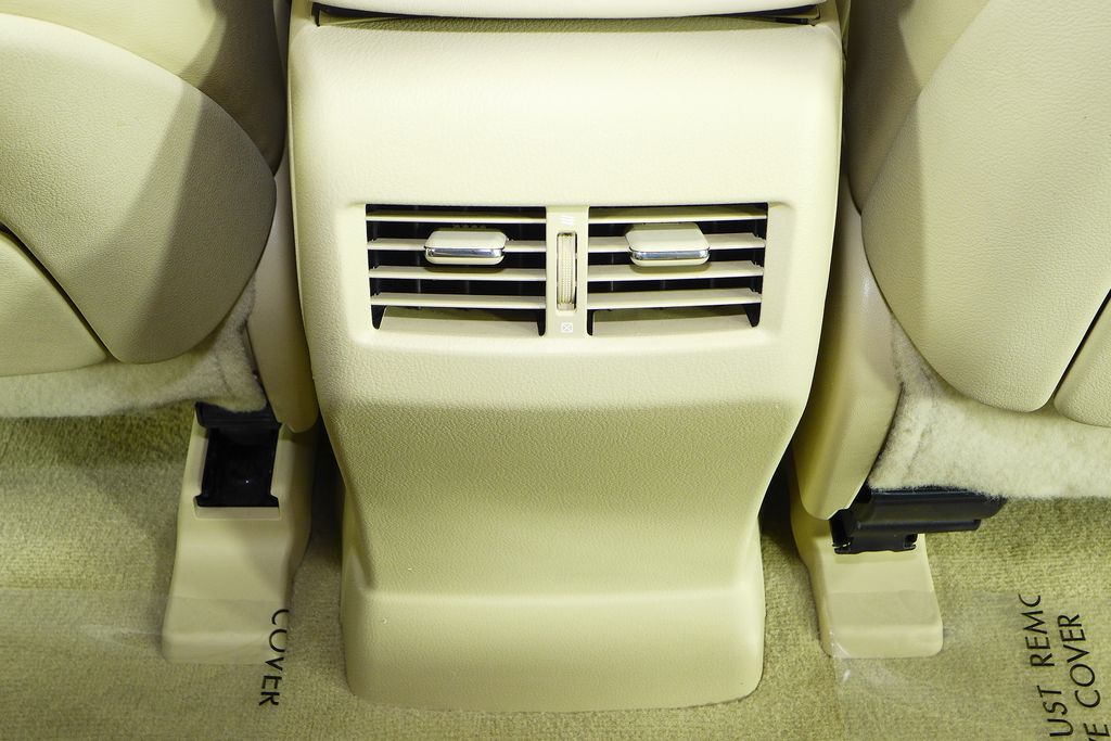 Thumbnail: 2015 Lexus RX - 24