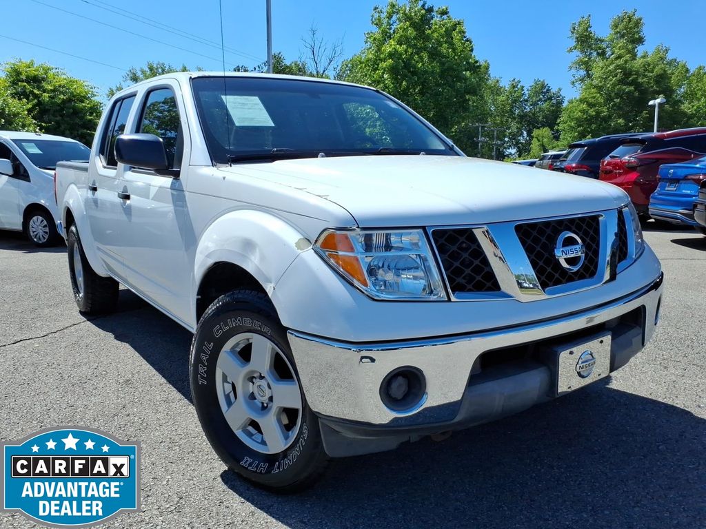 Avalanche 2005 Nissan Frontier 4 Dr SE Crew Cab SB Pickup Truck Rear-Wheel Drive 5-Speed Automatic Overdrive