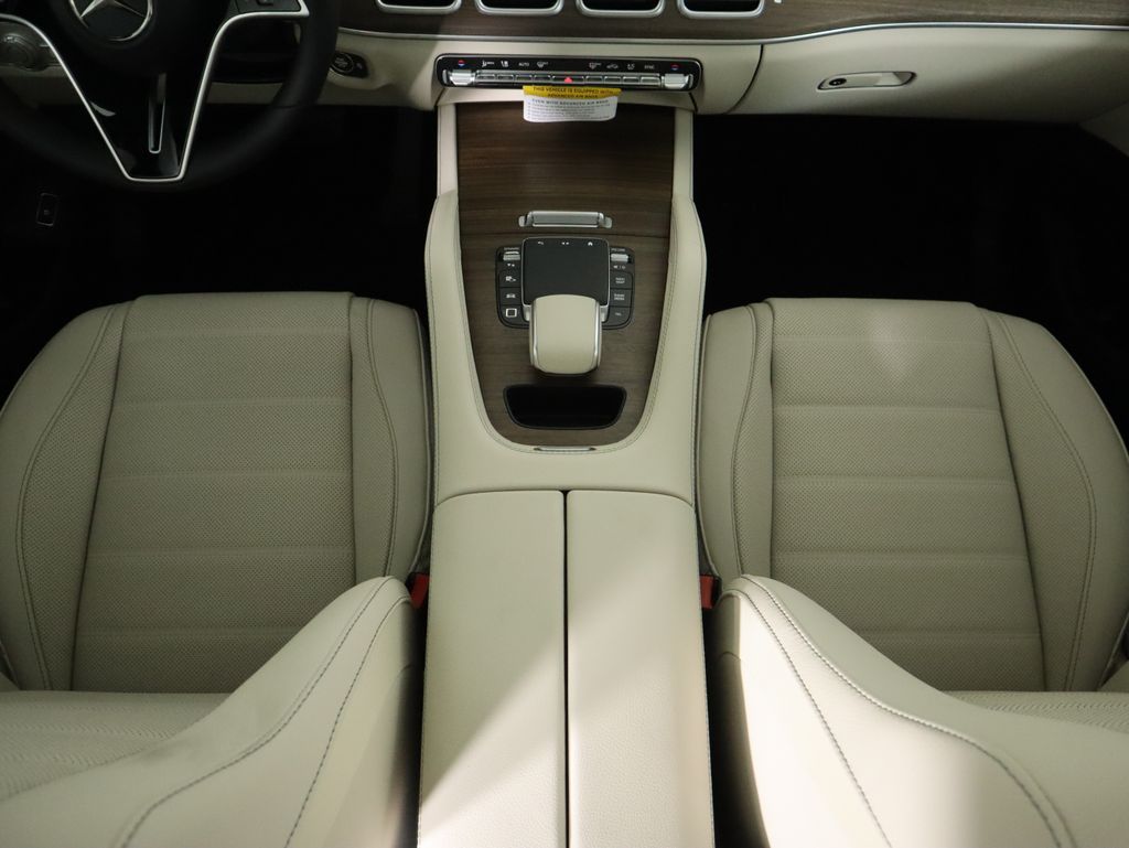 Thumbnail: 2026 Mercedes-Benz GLE - 18