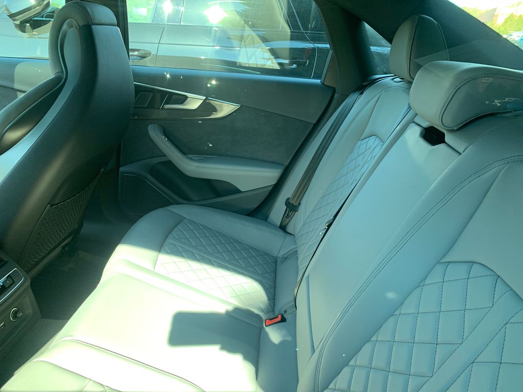 Thumbnail: 2023 Audi S4 - 5