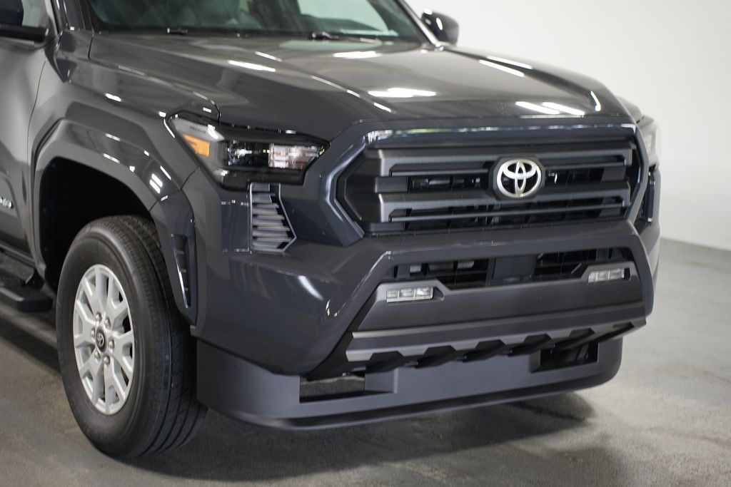 Thumbnail: 2025 Toyota Tacoma - 4