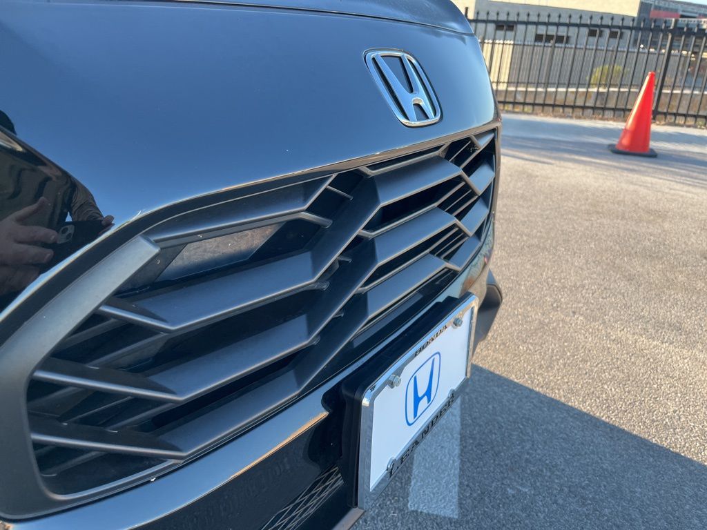 Thumbnail: 2025 Honda HR-V - 13