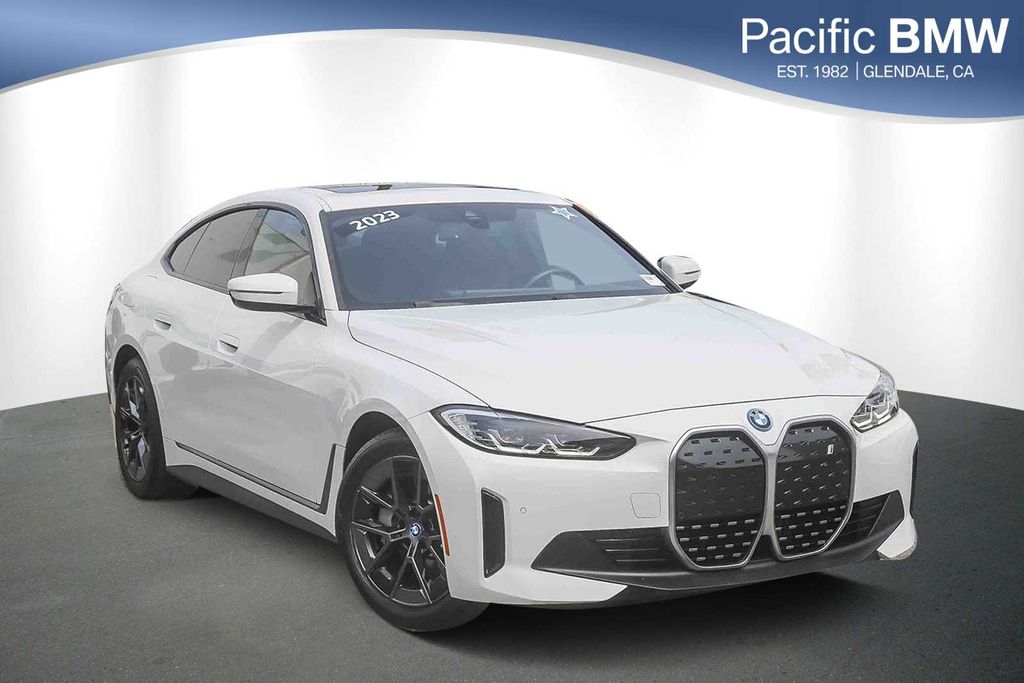 Alpine White 2023 BMW i4 eDrive35 Gran Coupe FWD Sedan Rear-Wheel Drive Automatic
