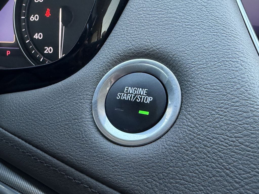 used 2020 Cadillac XT5 car, priced at $22,694