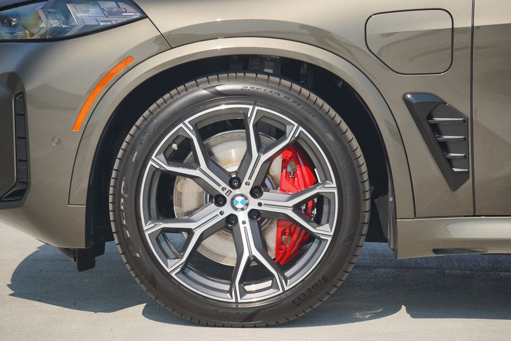 Thumbnail: 2026 BMW X5 - 5