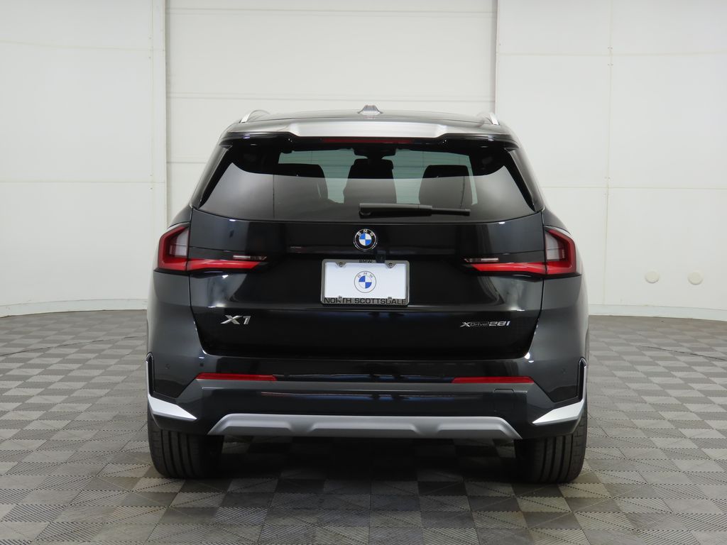 Thumbnail: 2026 BMW X1 - 6