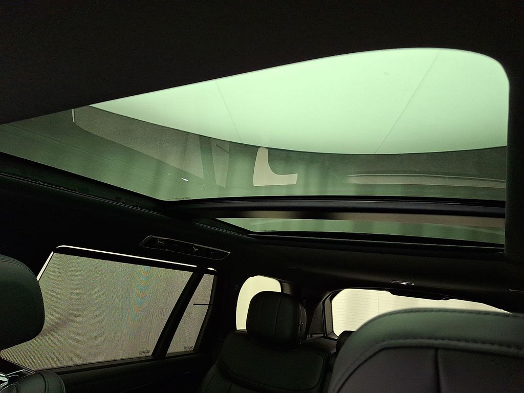 Thumbnail: 2026 Land Rover Range Rover - 12