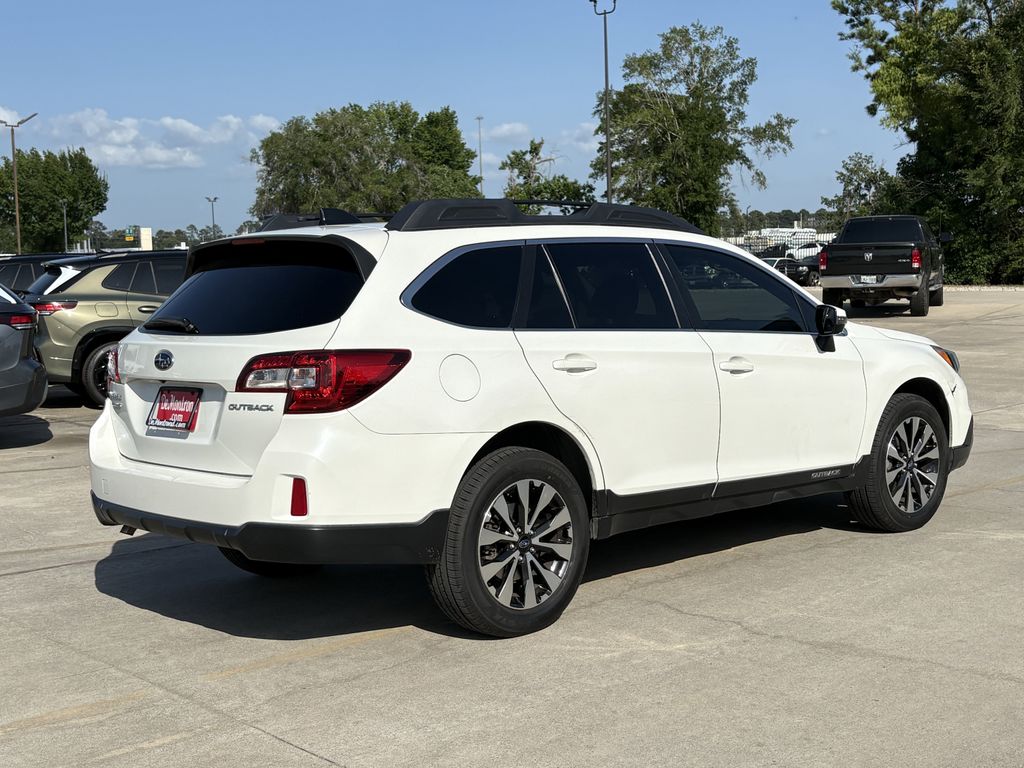 2016 Subaru Outback 2.5i White at Gullo Toyota