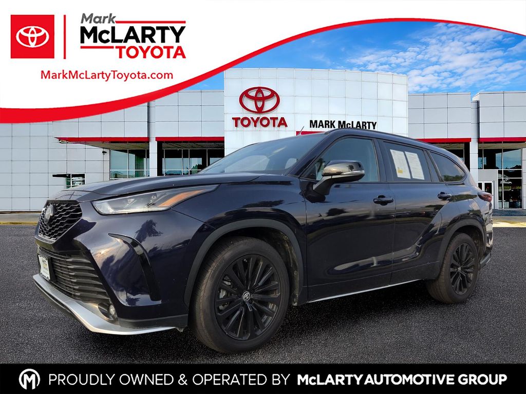  2024 Toyota Highlander XSE FWD   