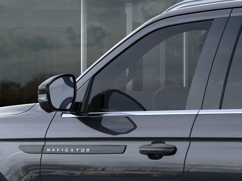 Thumbnail: 2025 Lincoln Navigator - 20