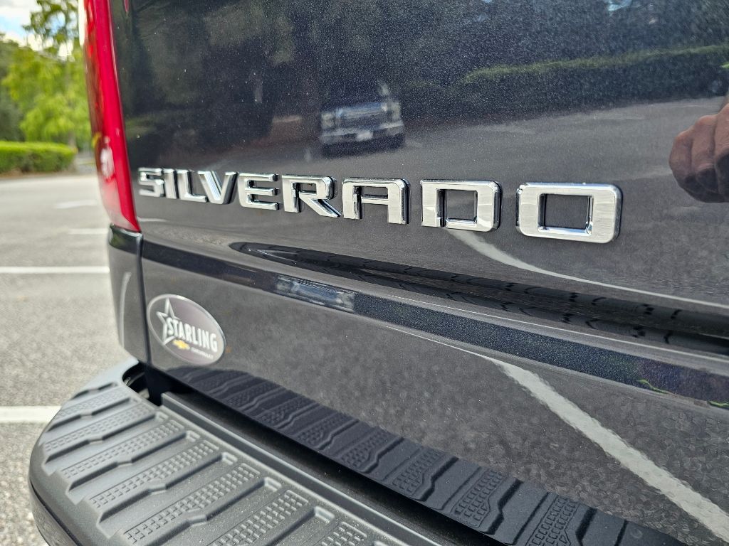 2024 Chevrolet Silverado 1500 RST 26