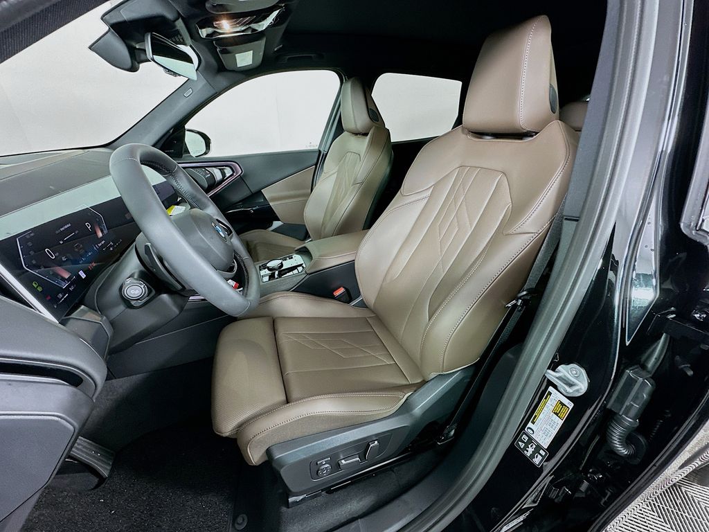 Thumbnail: 2026 BMW X3 - 16