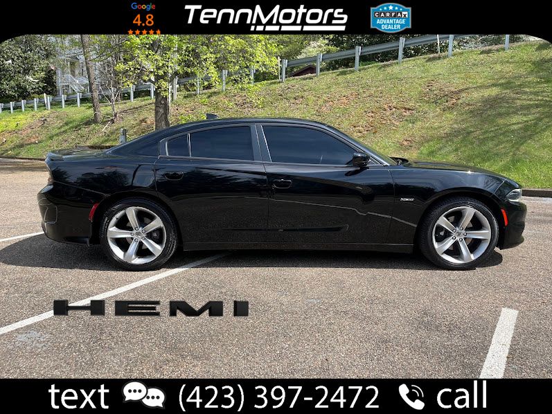 Pitch Black Clearcoat 2017 Dodge Charger R/T RWD Sedan Rear-Wheel Drive 8-Speed Automatic