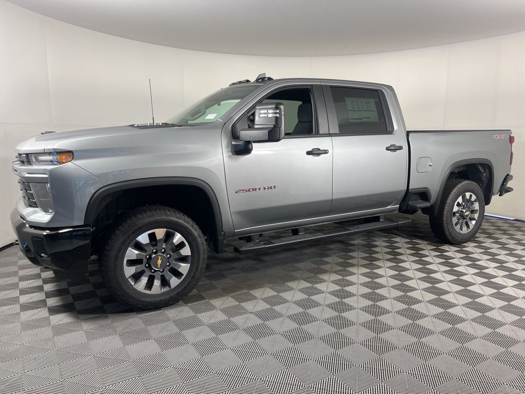 2025 Chevrolet Silverado 2500 Custom 2