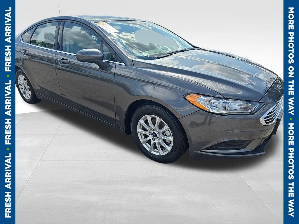 Gray (Magnetic) 2018 Ford Fusion Sedan Front-Wheel Drive 6-Speed Automatic