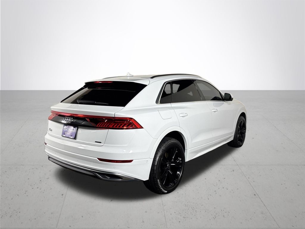 2023 Audi Q8 55 Premium