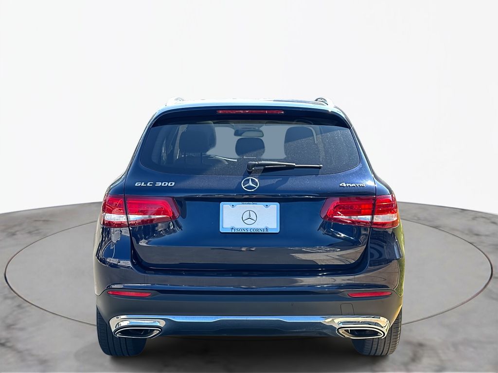 Thumbnail: 2017 Mercedes-Benz GLC - 11