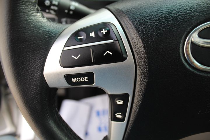 Used Car 2012 Toyota Highlander  Limited For Sale Under $10,000 In Georgetown, Texas