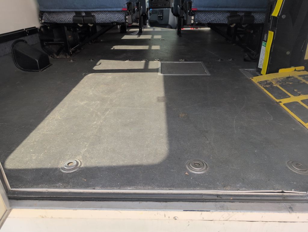 Used 2015 White Ford Base image 29