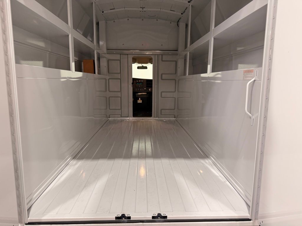 2025 Chevrolet Express 3500 Work Van
