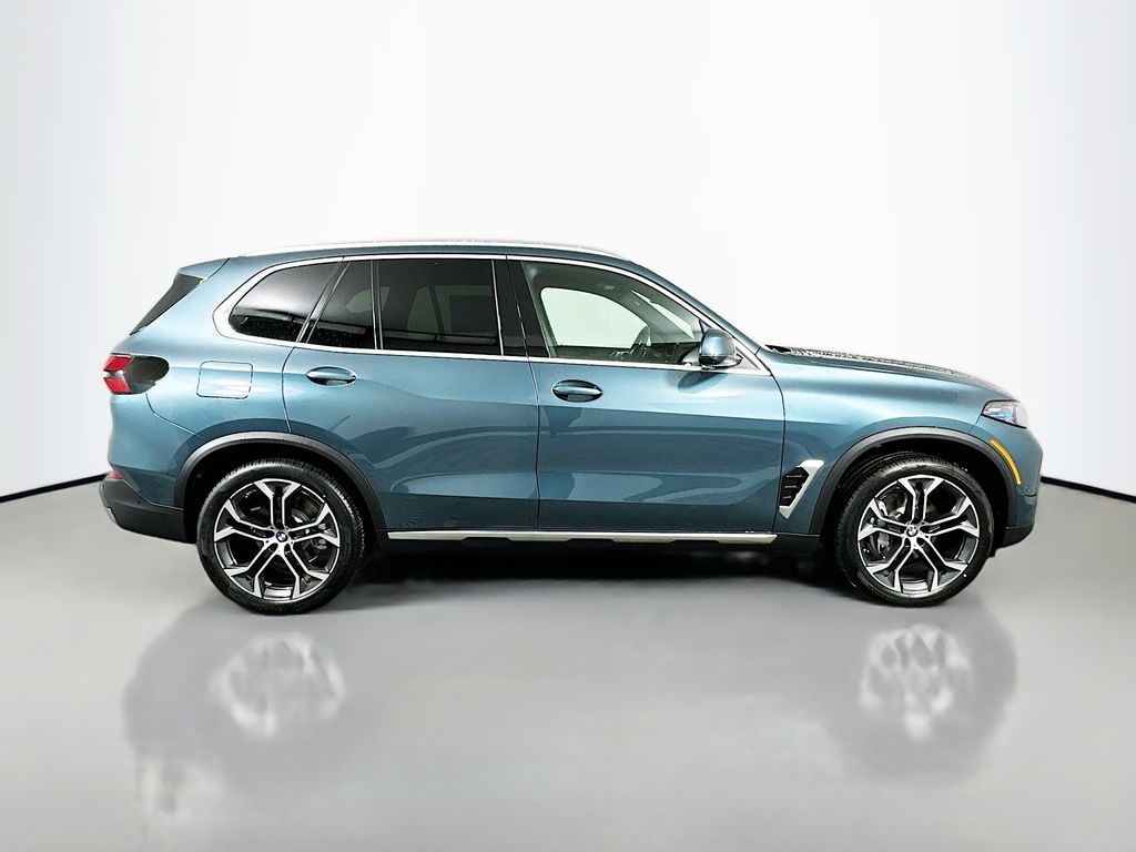 Thumbnail: 2026 BMW X5 - 4
