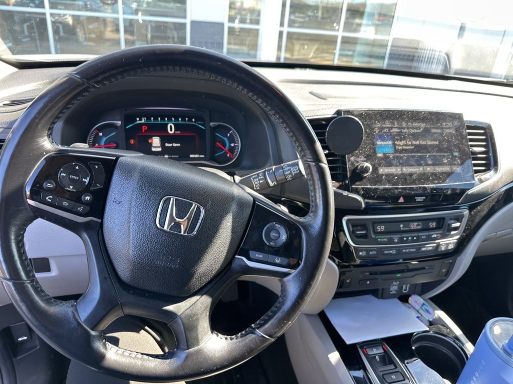 Thumbnail: 2019 Honda Pilot - 8