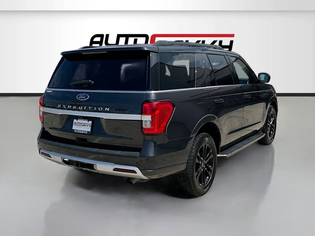 Used 2023 Black Ford XLT image 7