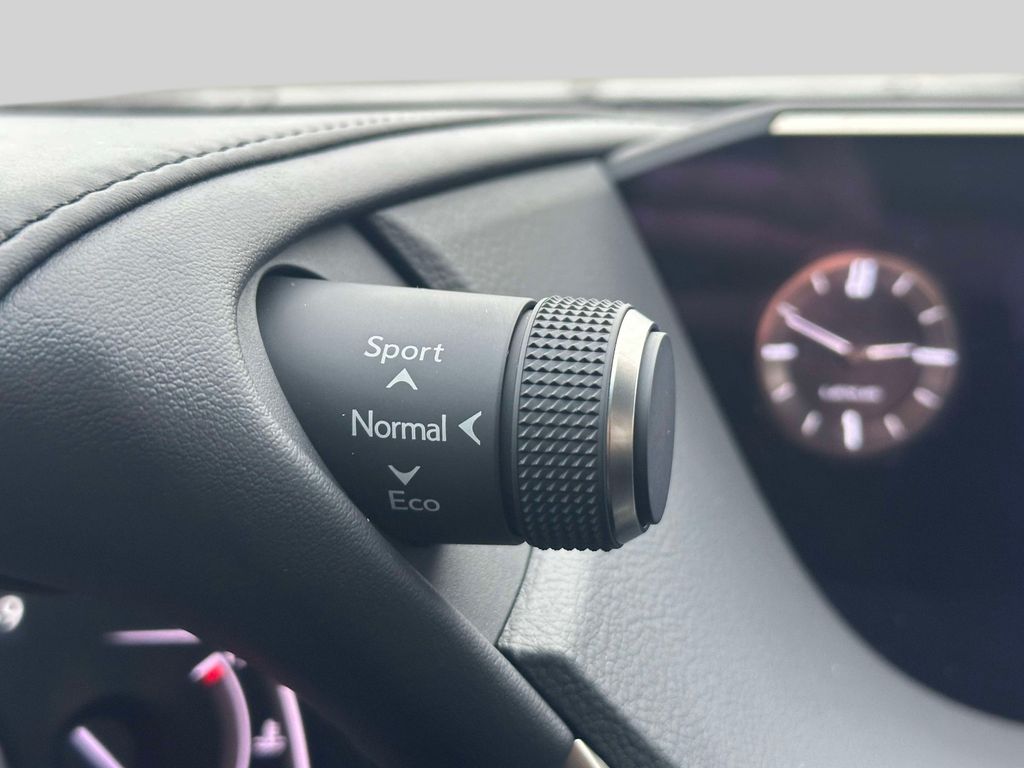 used 2021 Lexus ES car, priced at $34,495