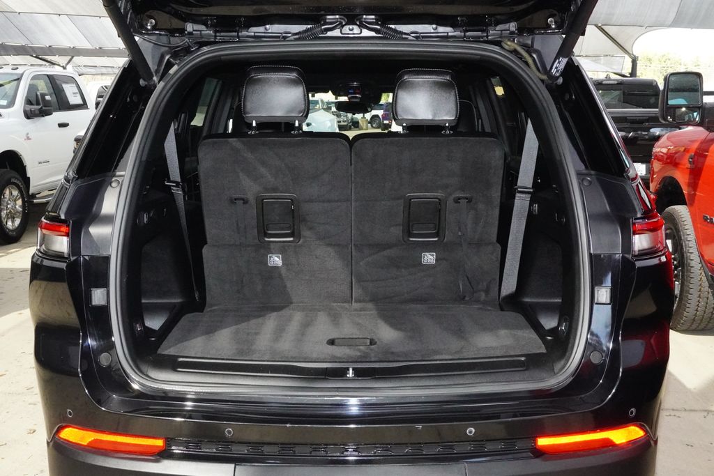 Used Car 2021 Jeep Grand Cherokee L  Altitude For Sale Under $25,000 In Weatherford, Texas